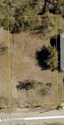 702 Saint Mary St, Pascagoula, MS 39581 - photo 2