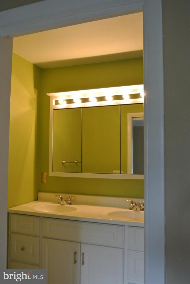 314 Five Farms Ln, Lutherville Timonium, MD 21093 - photo 6