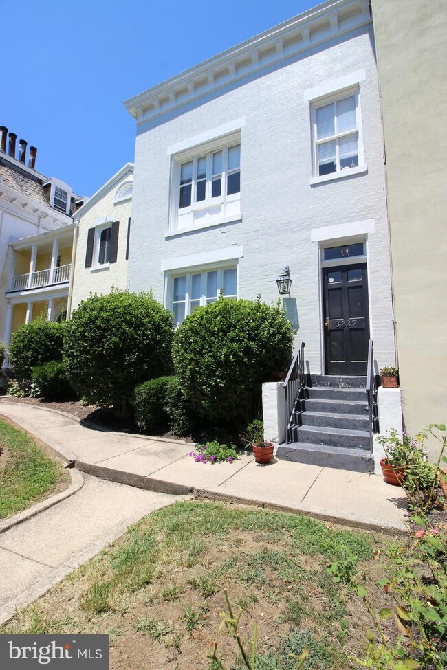 3237 N St NW unit 15, Washington, DC 20007 - photo 2