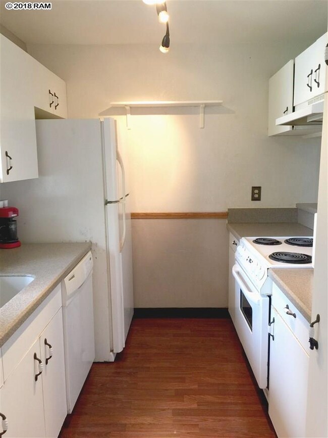 Upgraded appliances and Corian counter tops, new f