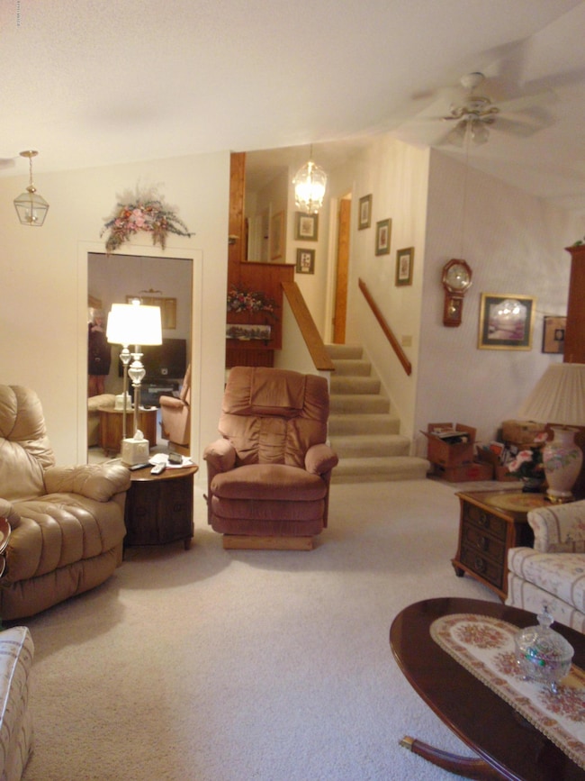 34082 Vauxhill Dr, Paw Paw, MI 49079 - photo 5