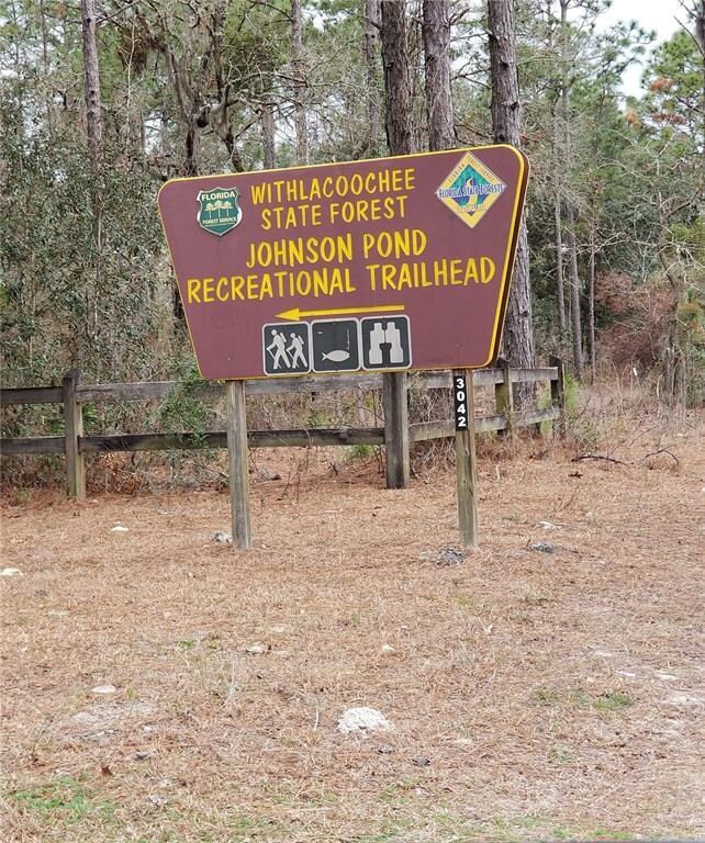 State Park Trailhead next to the lot (1 of 2)