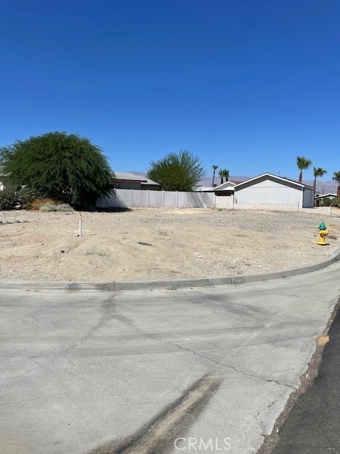 33570 Walton Cir, Thousand Palms, CA 92276 - photo 3