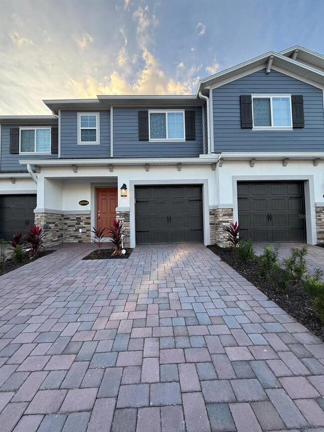 14910 Harvest St, Orlando, FL 32824 - photo 2