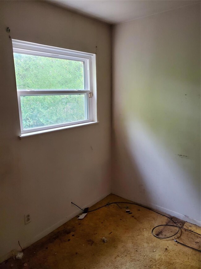 3228 Palestine St, Tyler, TX 75701 - photo 5