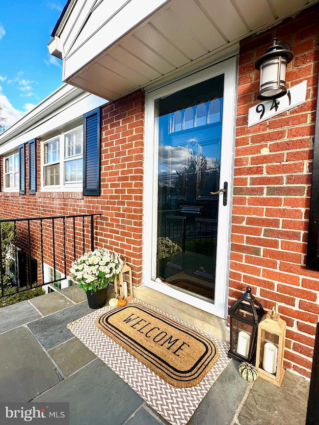 941 N Mckinley Rd, Arlington, VA 22205 - photo 2