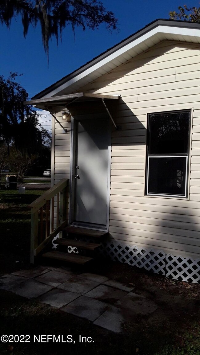 6914 Sallie Ave, Jacksonville, FL 32210 - photo 7