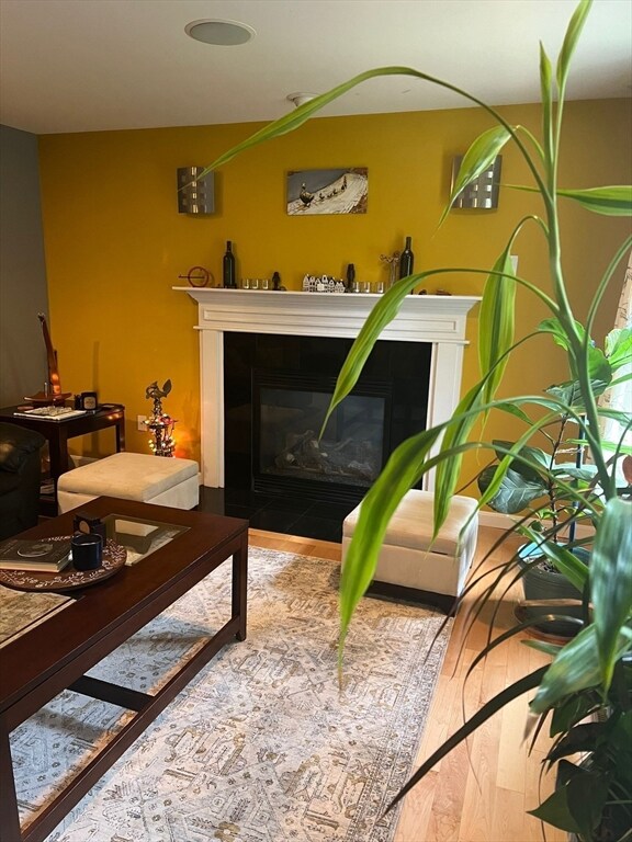 76 Stagecoach Rd, Holliston, MA 01746 - photo 4