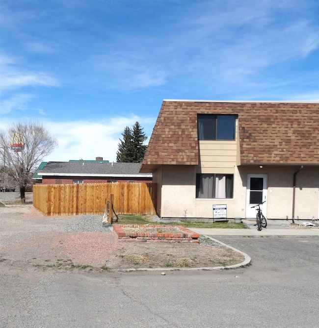 1809 Mountain View Dr, Cody, WY 82414 - photo 2