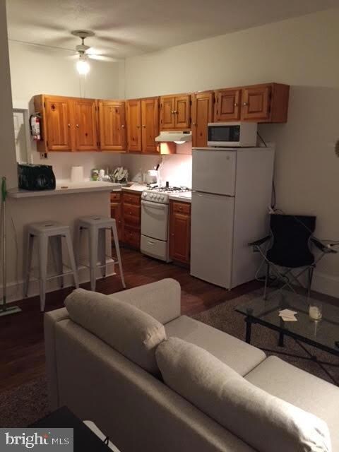 38 E State St unit 2B, Doylestown, PA 18901 - photo 2