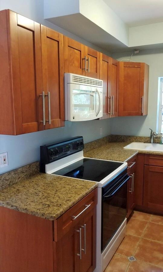 6625 Nervia St, Coral Gables, FL 33146 - photo 5