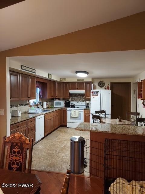 111 Rodeo Ln, Hawley, PA 18428 - photo 6