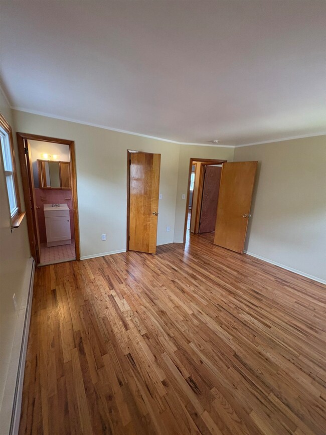 37 W 7th St unit 2, Bayonne, NJ 07002 - photo 4