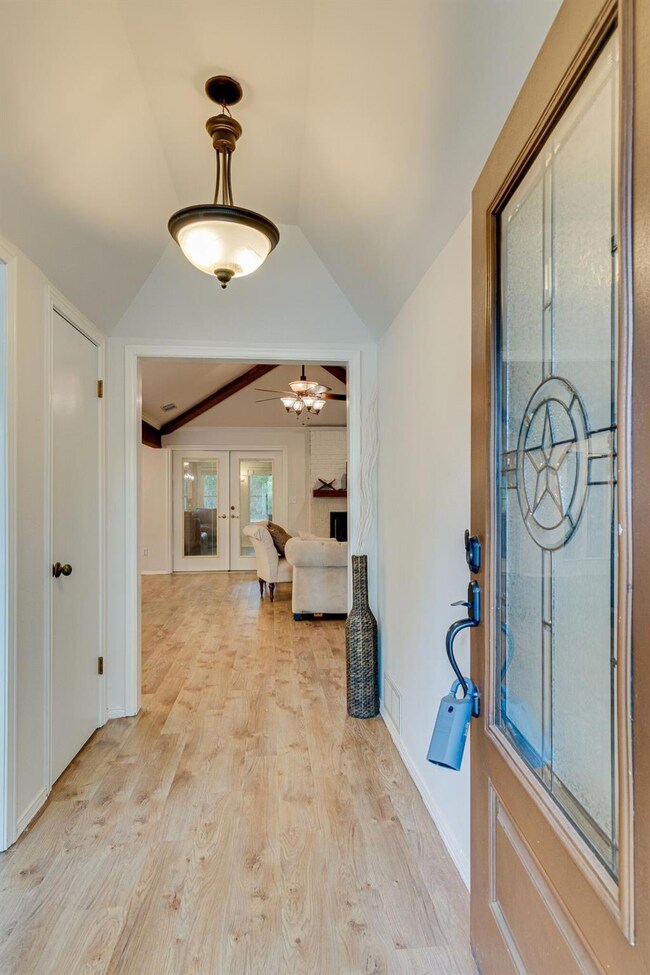 2024 Mountainview Dr, Hurst, TX 76054 - photo 4