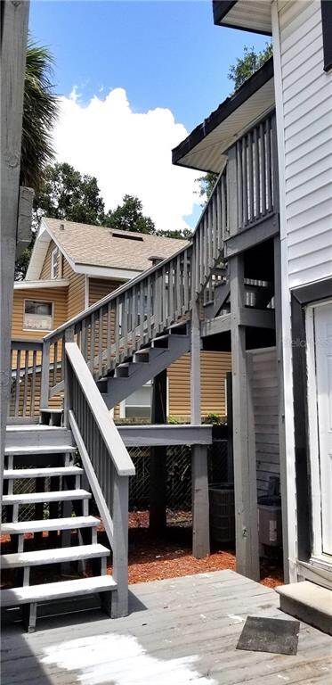 520 15th St N unit 1, Saint Petersburg, FL 33705 - photo 2