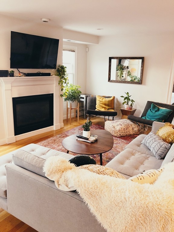 15 1/2 Russell St unit 3, Charlestown, MA 02129 - photo 4