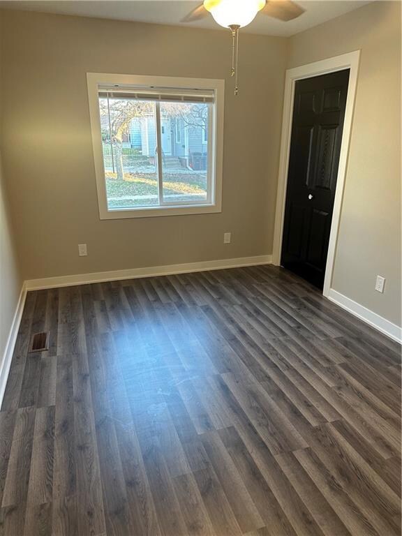 2901 Maple St, Des Moines, IA 50317 - photo 5