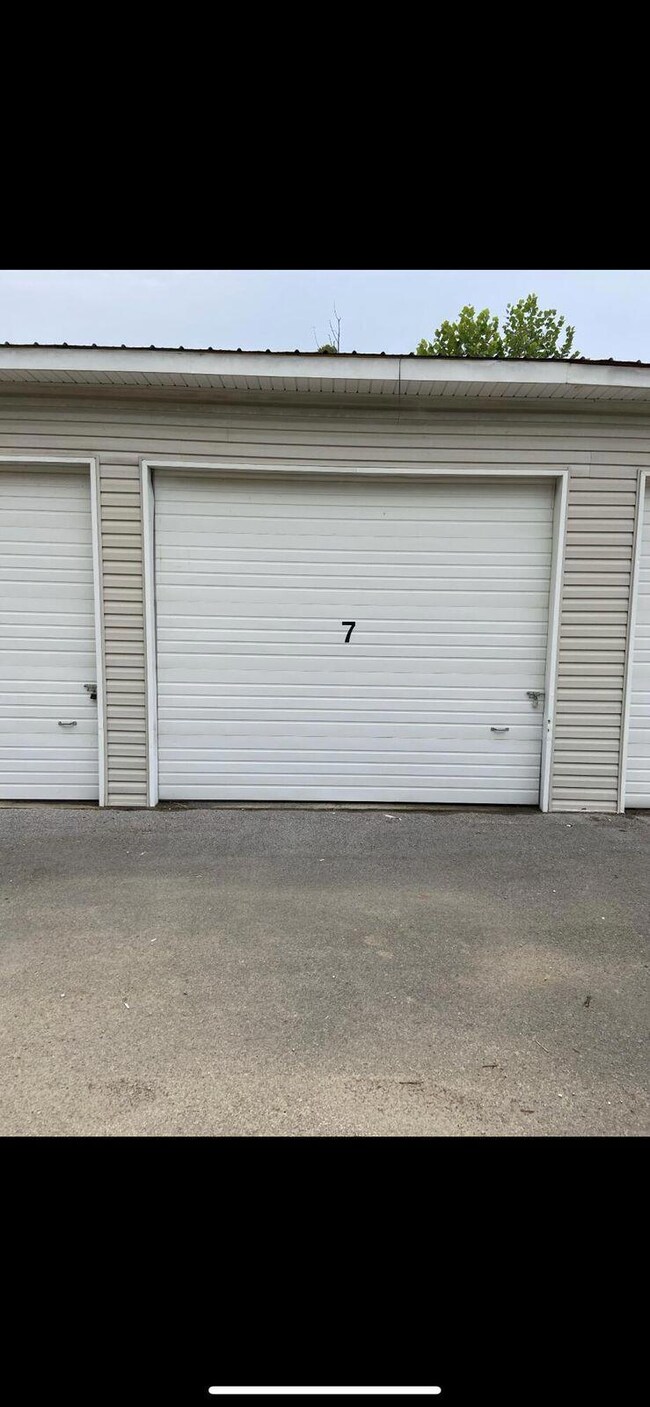 2958 Roberts Bend Rd, Burnside, KY 42519 - photo 3