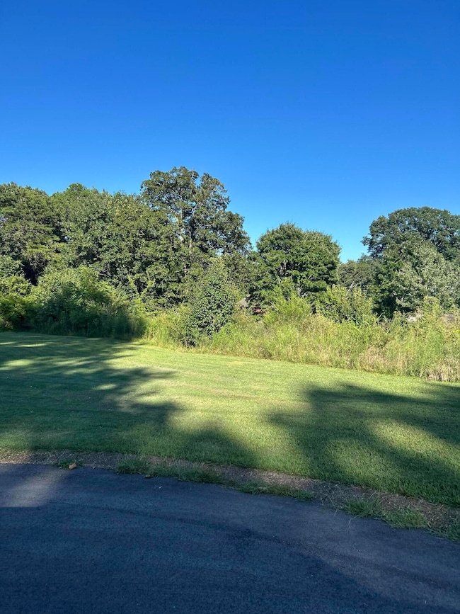 9606 Shadow Bend Cir, Chattanooga, TN 37421 - photo 2