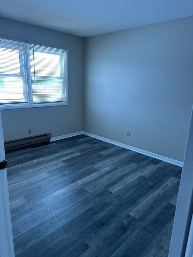 1015 N Farnsworth Ave unit J, Aurora, IL 60505 - photo 6