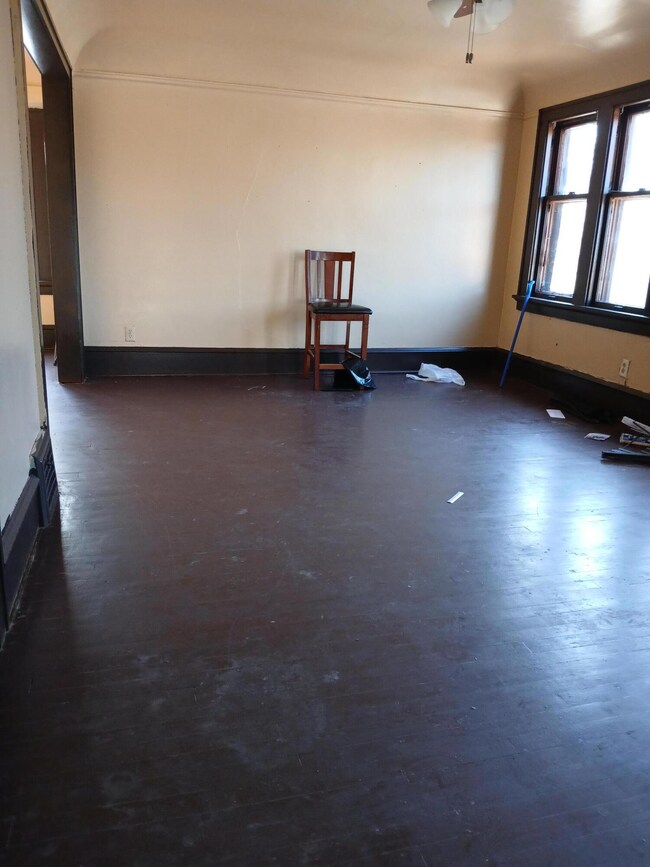 3918 N 24th St unit 3920, Milwaukee, WI 53206 - photo 3