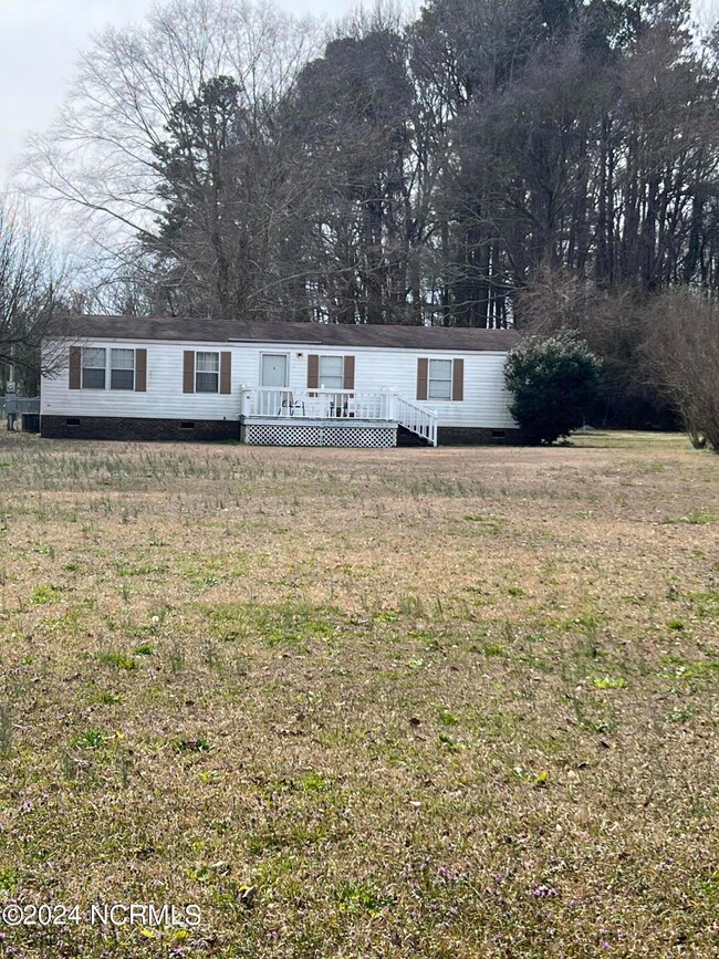 5626 Temperance Hall Rd, Elm City, NC 27822 - photo 3