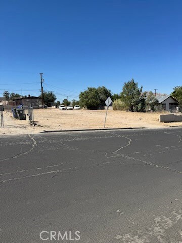 15528 5th St, Victorville, CA 92395 - photo 3
