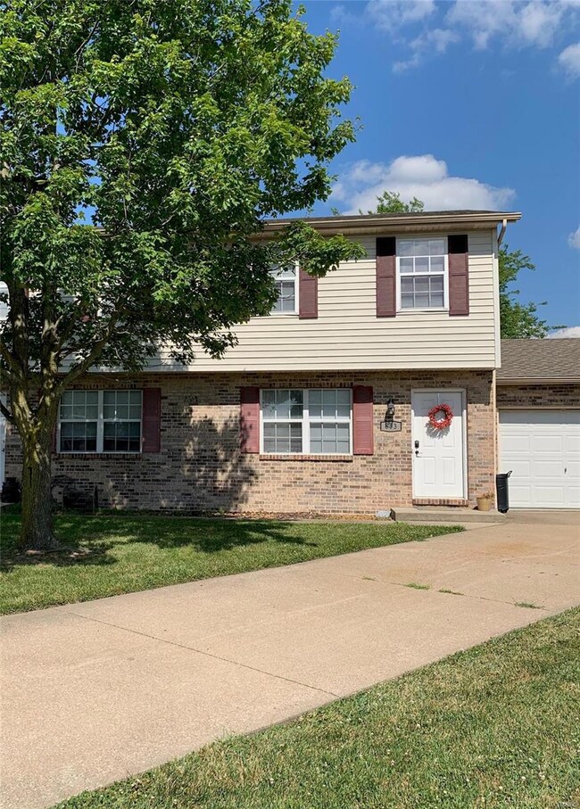 853 Southgate Dr, Freeburg, IL 62243 - photo 2