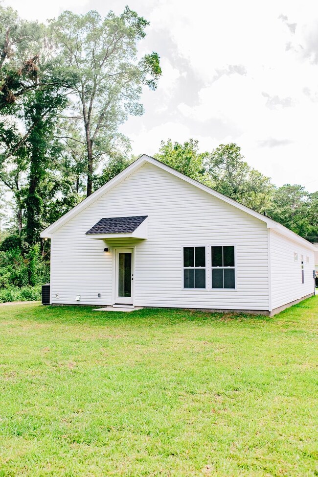 111 Provo Place, Crawfordville, FL 32327 - photo 5