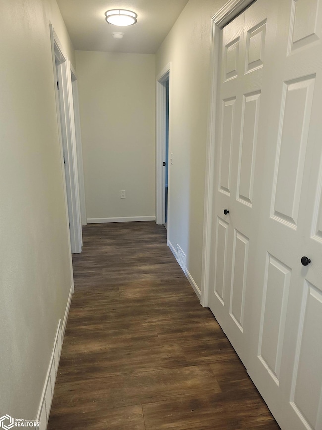 611 N Lincoln Ave, Eagle Grove, IA 50533 - photo 6