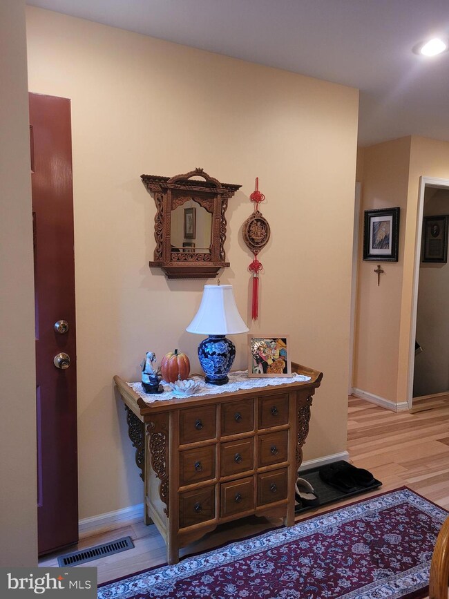 503 Summit Ct, Media, PA 19063 - photo 3