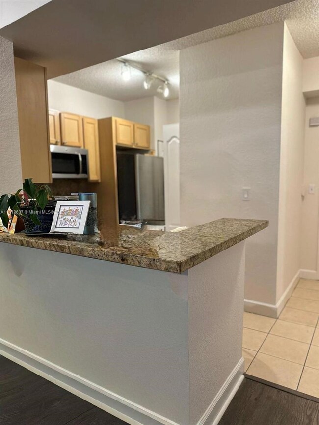 6001 SW 70th St unit 206, South Miami, FL 33143 - photo 5