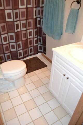 basement bathroom