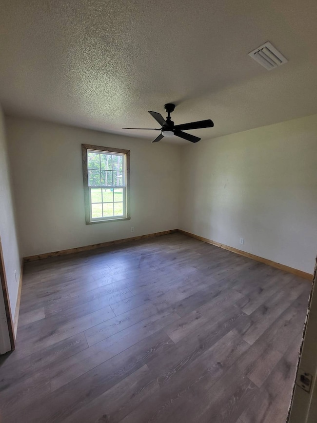 5455 11th St, Malone, FL 32445 - photo 7