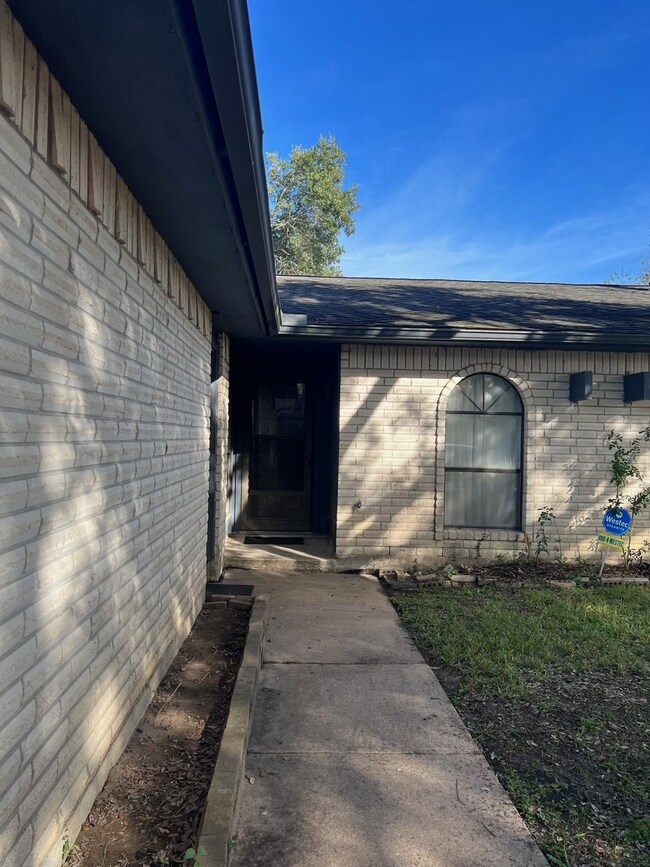 24038 Rockin Seven Dr, Hockley, TX 77447 - photo 3