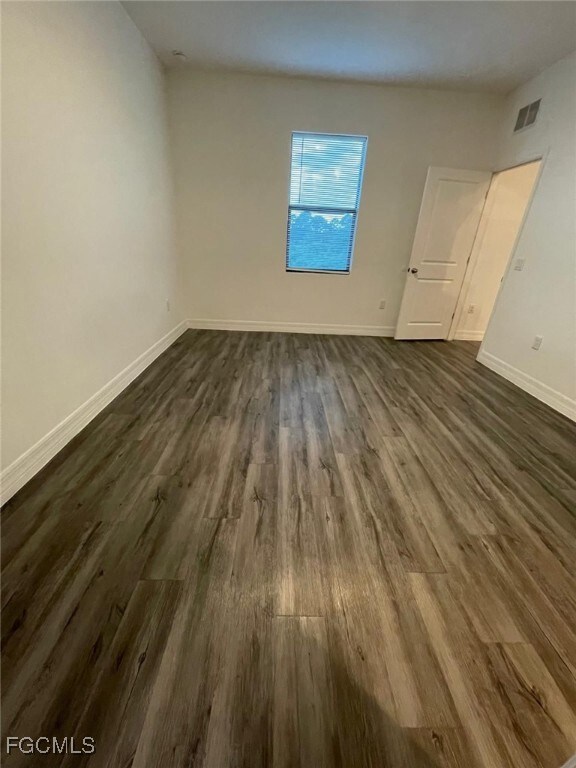 8027 Buttercup Cir, Labelle, FL 33935 - photo 7