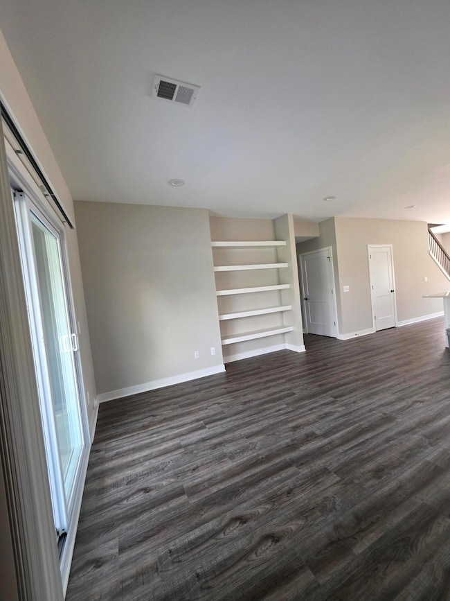 8236 Oak Shade Cir, Davison, MI 48423 - photo 4