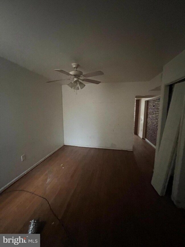 2537 Woodbrook Ave, Baltimore, MD 21217 - photo 6