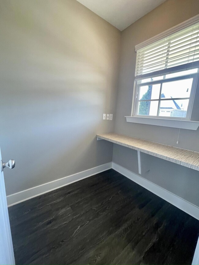 8210 Double Eagle Ct, Ooltewah, TN 37363 - photo 2