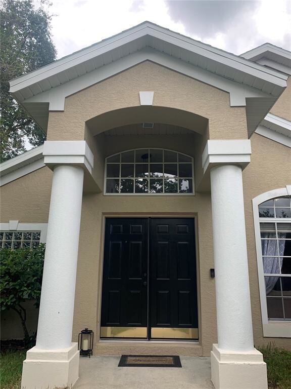 Double door entry