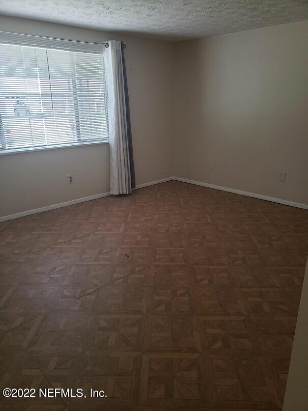 6958 Oriely Dr S, Jacksonville, FL 32210 - photo 4