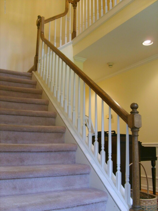 128 Devonshire Ct, Cresco, PA 18326 - photo 6