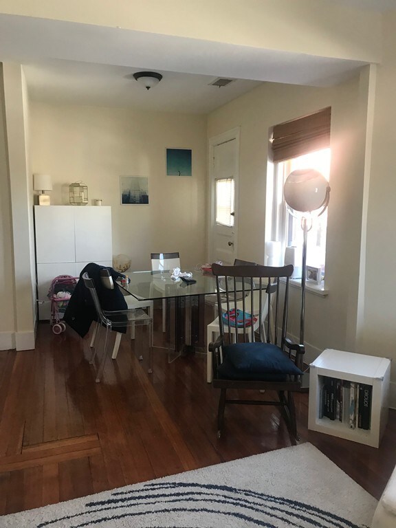 31 Linden Place unit 3, Brookline, MA 02445 - photo 4