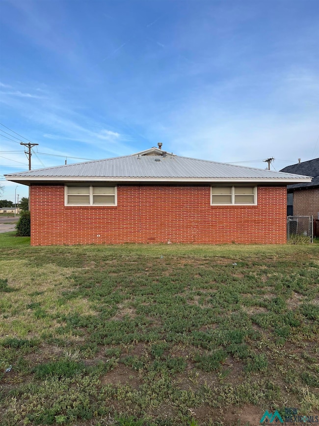 701 E 11th St, Clovis, NM 88101 - photo 3