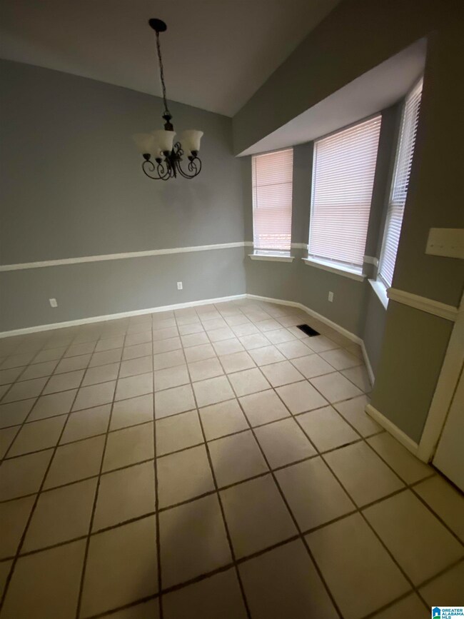 8572 Woodview Ln, Pinson, AL 35126 - photo 6