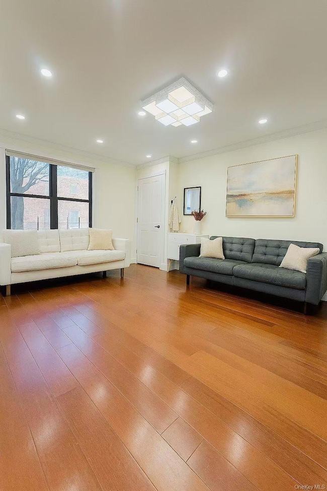 196-36 67th Ave unit 1, Fresh Meadows, NY 11365 - photo 3