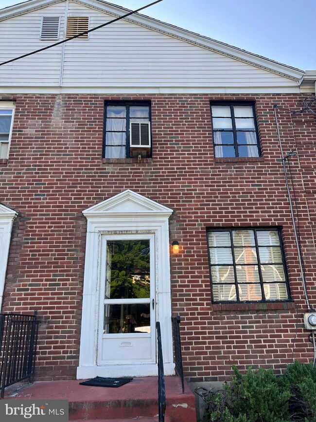 853 Parkside Ave, Trenton, NJ 08618 - photo 2