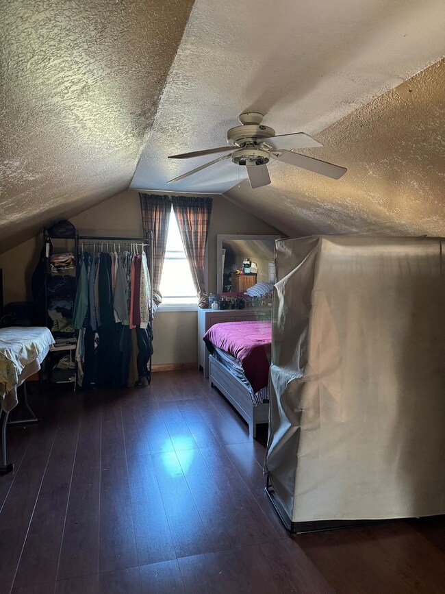 446 S Jackson St, Waukegan, IL 60085 - photo 7