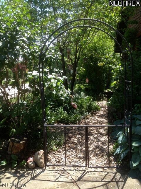 2269 Quayle Dr, Akron, OH 44312 - photo 5