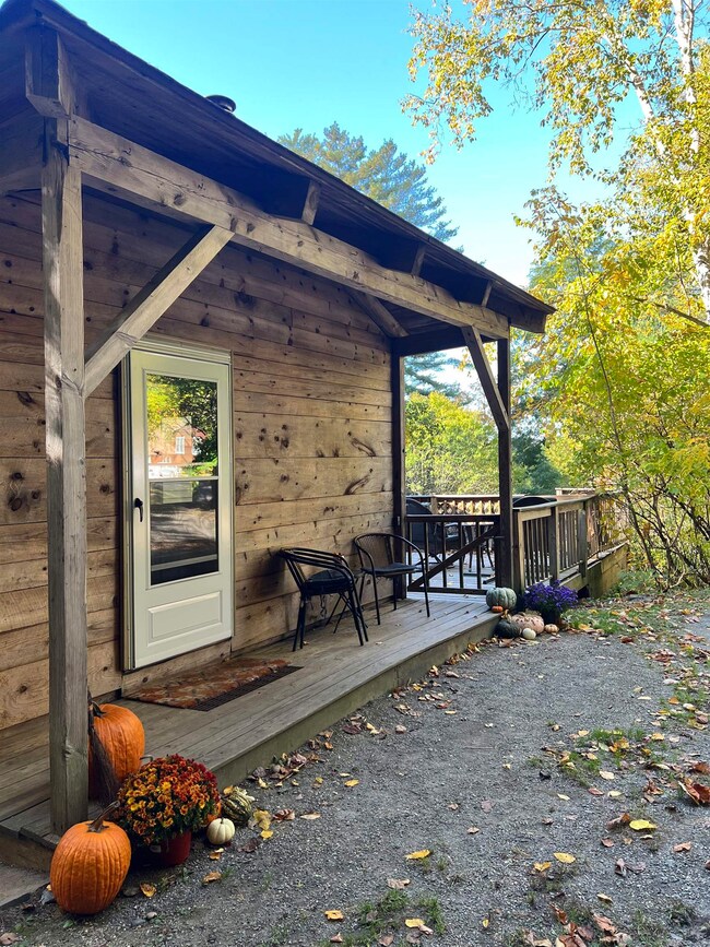 277 River Rd S, Putney, VT 05346 - photo 3